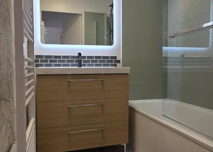 Le Terracotta - Parking Prive Langres